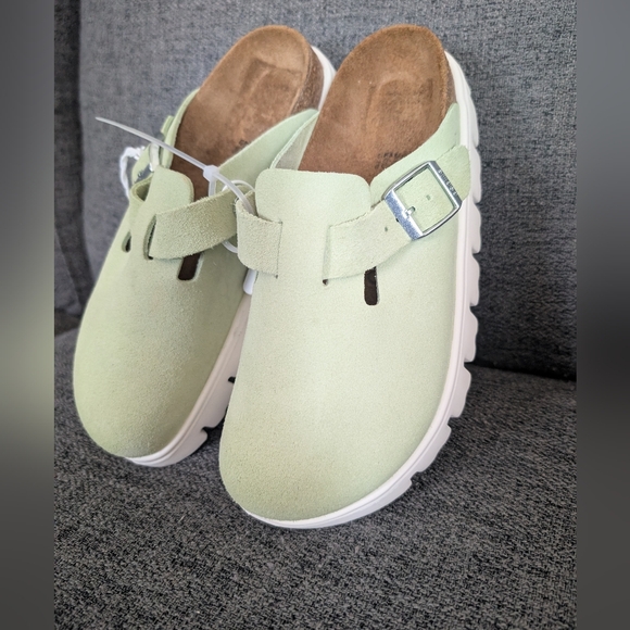 Birkenstock Shoes - Birkenstock Boston Chunky

Suede Leather